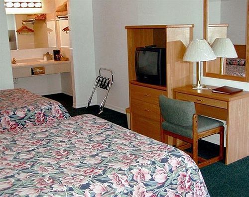 Dude & Roundup Motel West Yellowstone Ngoại thất bức ảnh